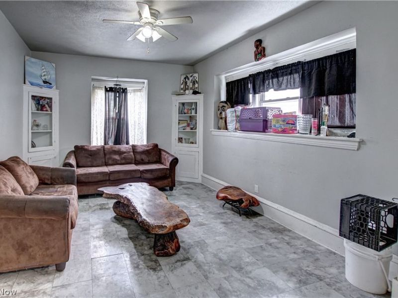 635 E 115th Street, Cleveland, OH 44108 Photo 11