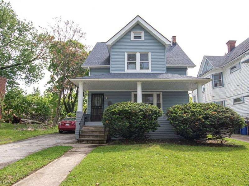635 E 115th Street, Cleveland, OH 44108 Photo 2