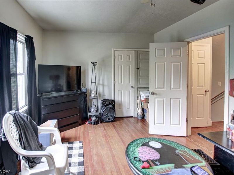 635 E 115th Street, Cleveland, OH 44108 Photo 21