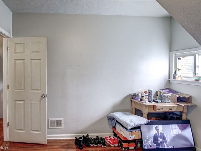 635 E 115th Street, Cleveland, OH 44108 Photo 30