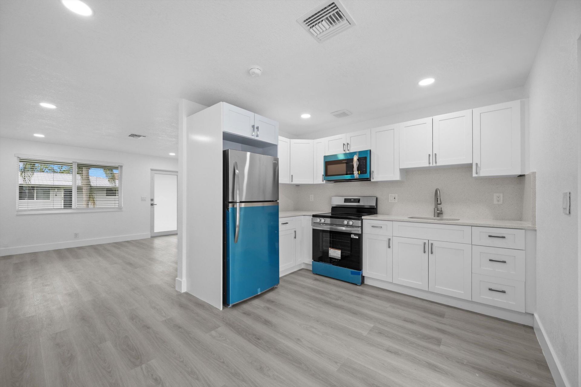 2785 N Reo Lane N, Unit 3, Palm Springs, FL 33461 Photo