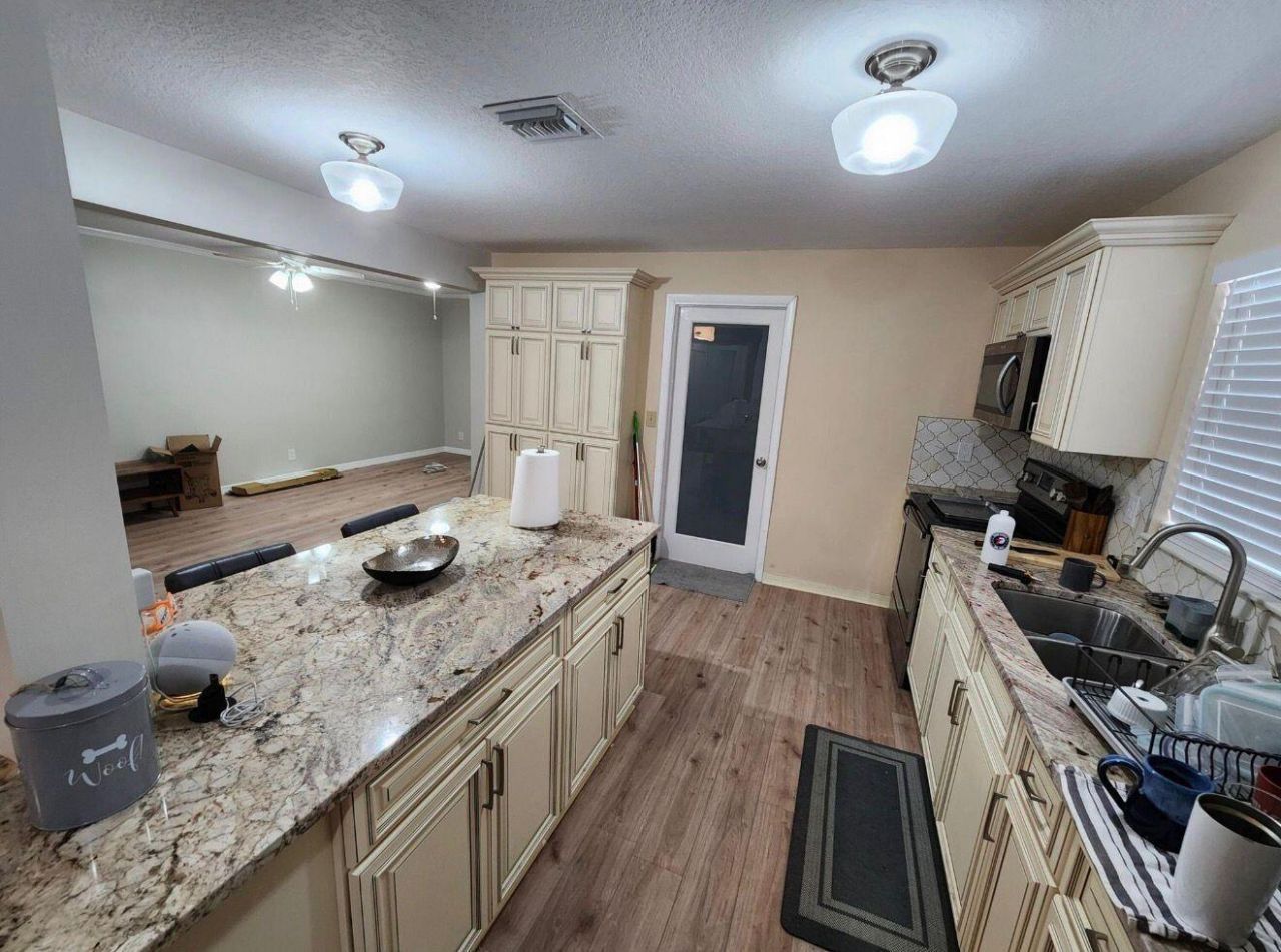 916 Francis Street, West Palm Beach, FL 33405 Photo