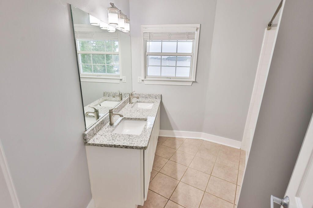 5 Laguna Street, Unit 205, Fort Walton Beach, FL 32548 Photo