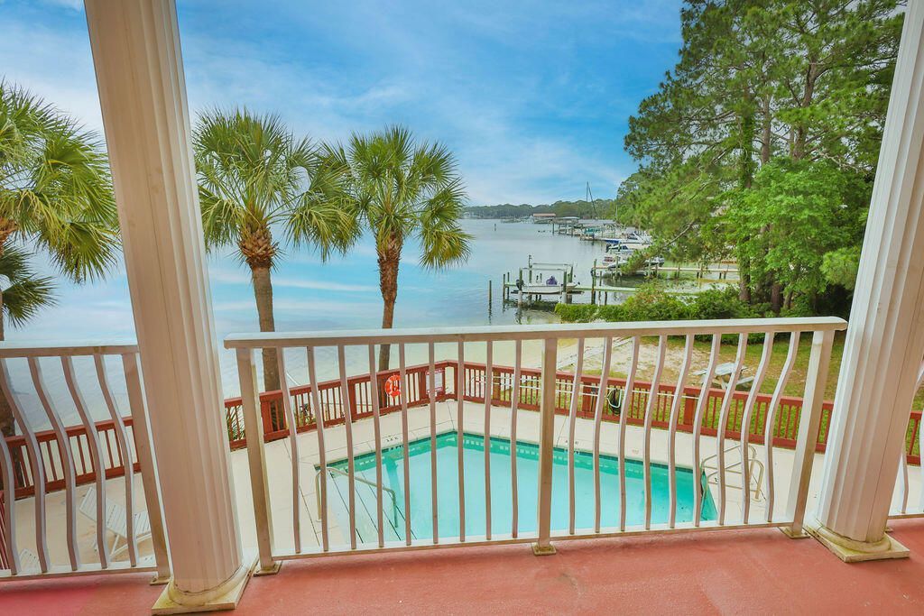5 Laguna Street, Unit 205, Fort Walton Beach, FL 32548 Photo