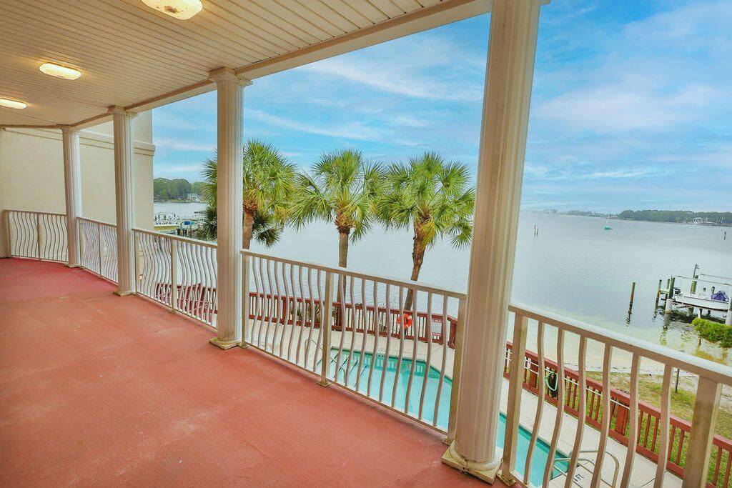 5 Laguna Street, Unit 205, Fort Walton Beach, FL 32548 Photo