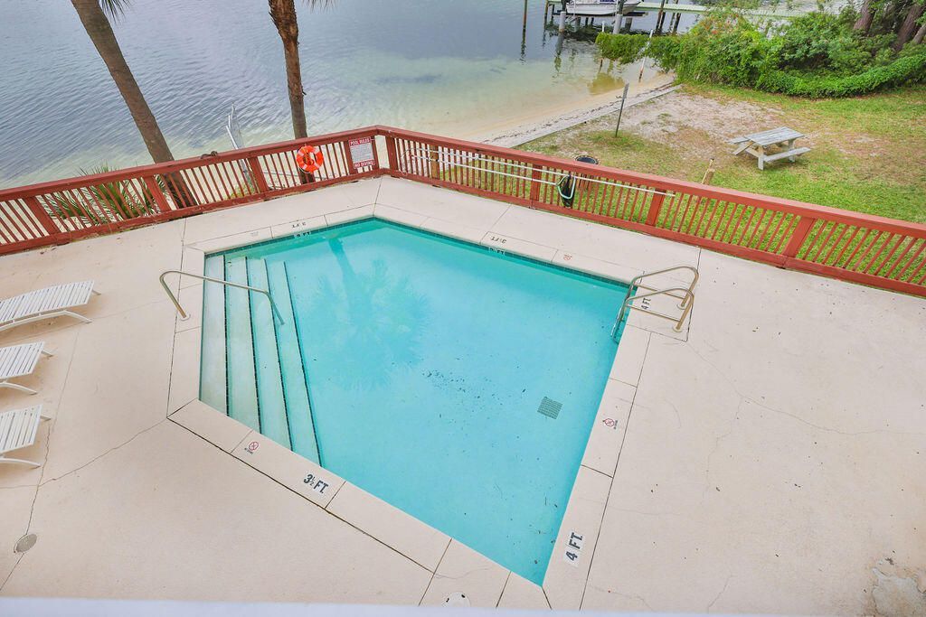 5 Laguna Street, Unit 205, Fort Walton Beach, FL 32548 Photo