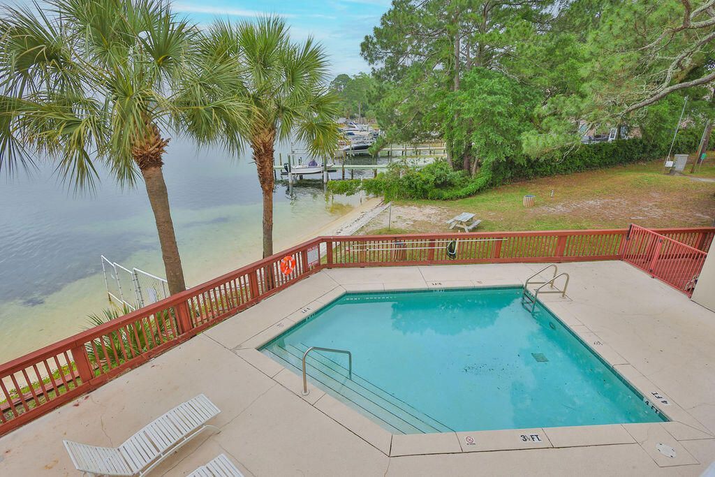 5 Laguna Street, Unit 205, Fort Walton Beach, FL 32548 Photo