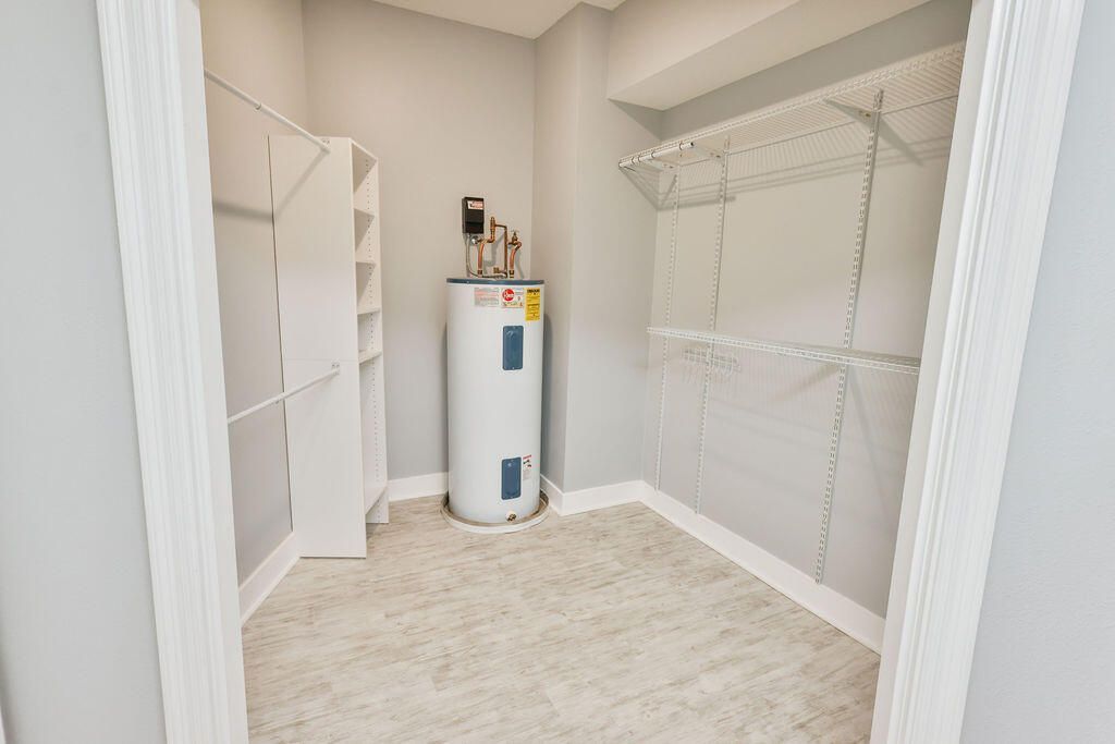 5 Laguna Street, Unit 205, Fort Walton Beach, FL 32548 Photo