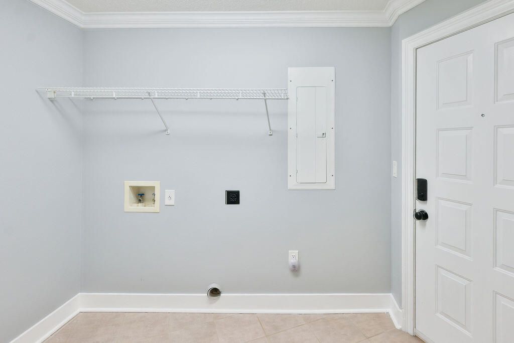 5 Laguna Street, Unit 205, Fort Walton Beach, FL 32548 Photo