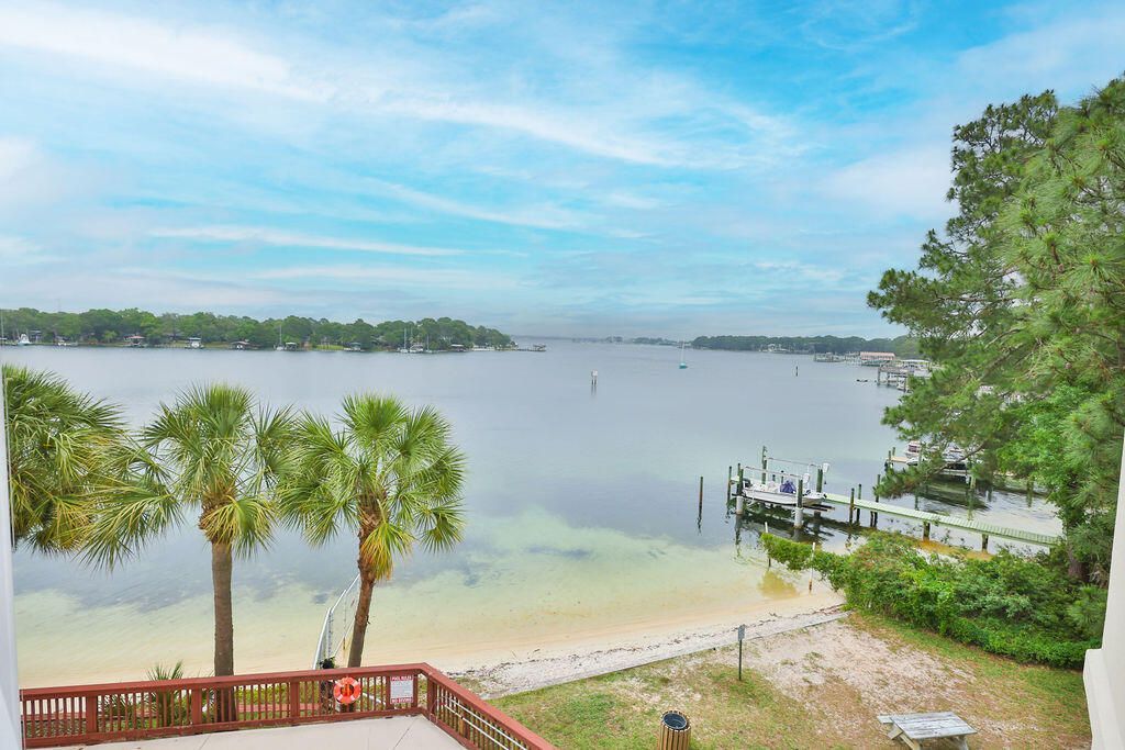 5 Laguna Street, Unit 205, Fort Walton Beach, FL 32548 Photo