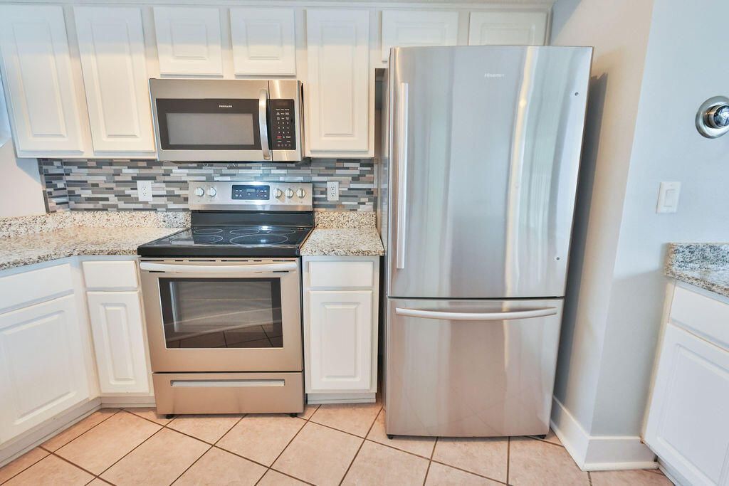 5 Laguna Street, Unit 205, Fort Walton Beach, FL 32548 Photo