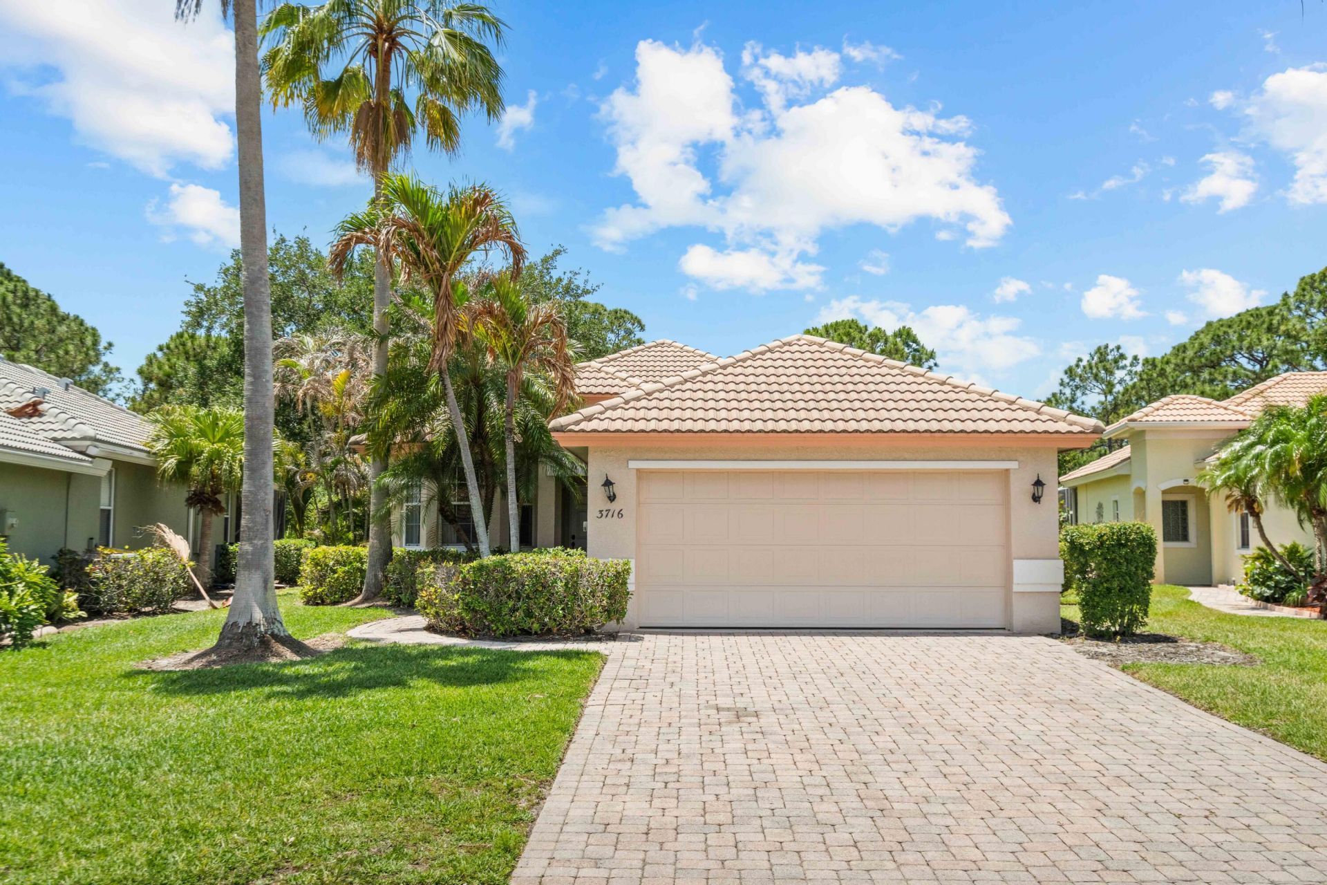3716 NW Deer Oak Drive, Jensen Beach, FL 34957 Photo