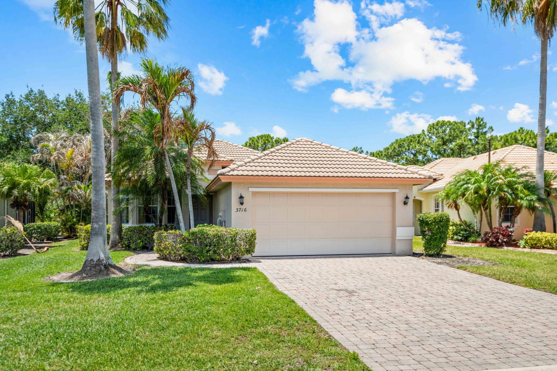 3716 NW Deer Oak Drive, Jensen Beach, FL 34957 Photo