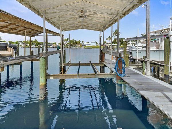 702 SE Adams Court, Port St. Lucie, FL 34984
