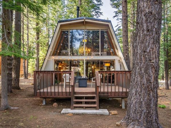16845 Northwoods Boulevard, Truckee, CA 96161