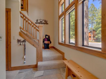 322 Shoreview Drive, Tahoe City, CA 96145 Photo