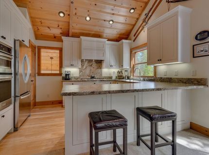322 Shoreview Drive, Tahoe City, CA 96145 Photo