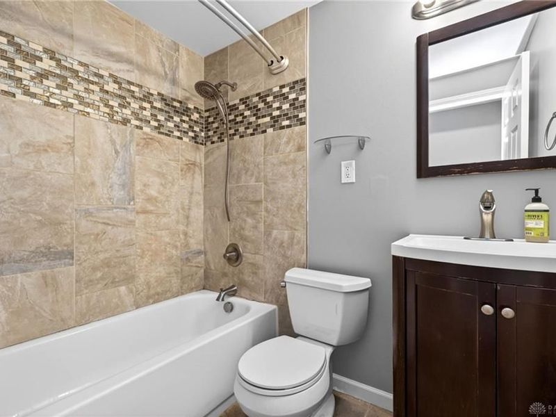 1700 Kensington Drive, Bellbrook, OH 45305 Photo 13