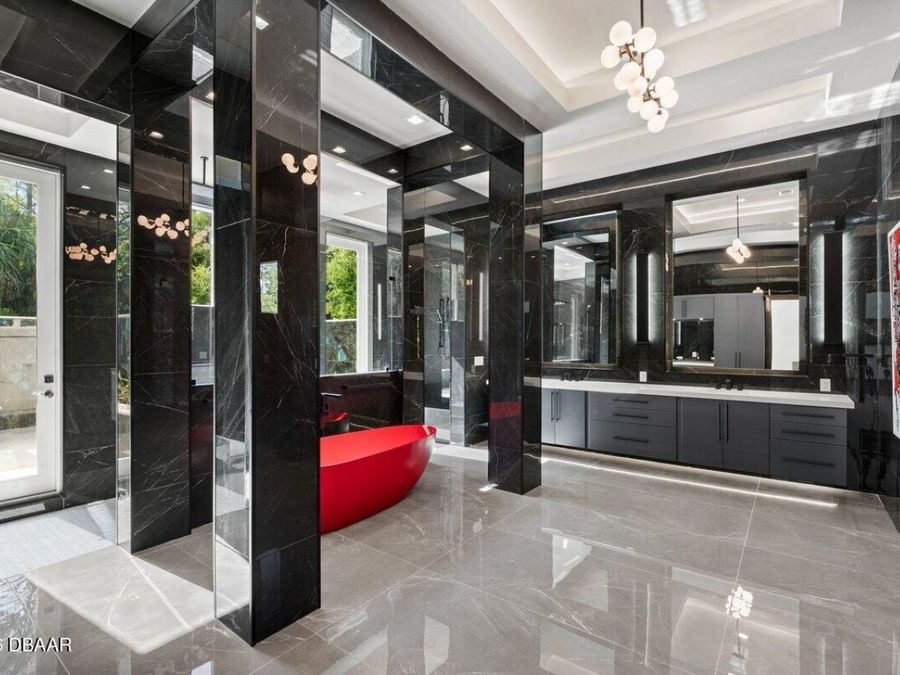 Property Image 63