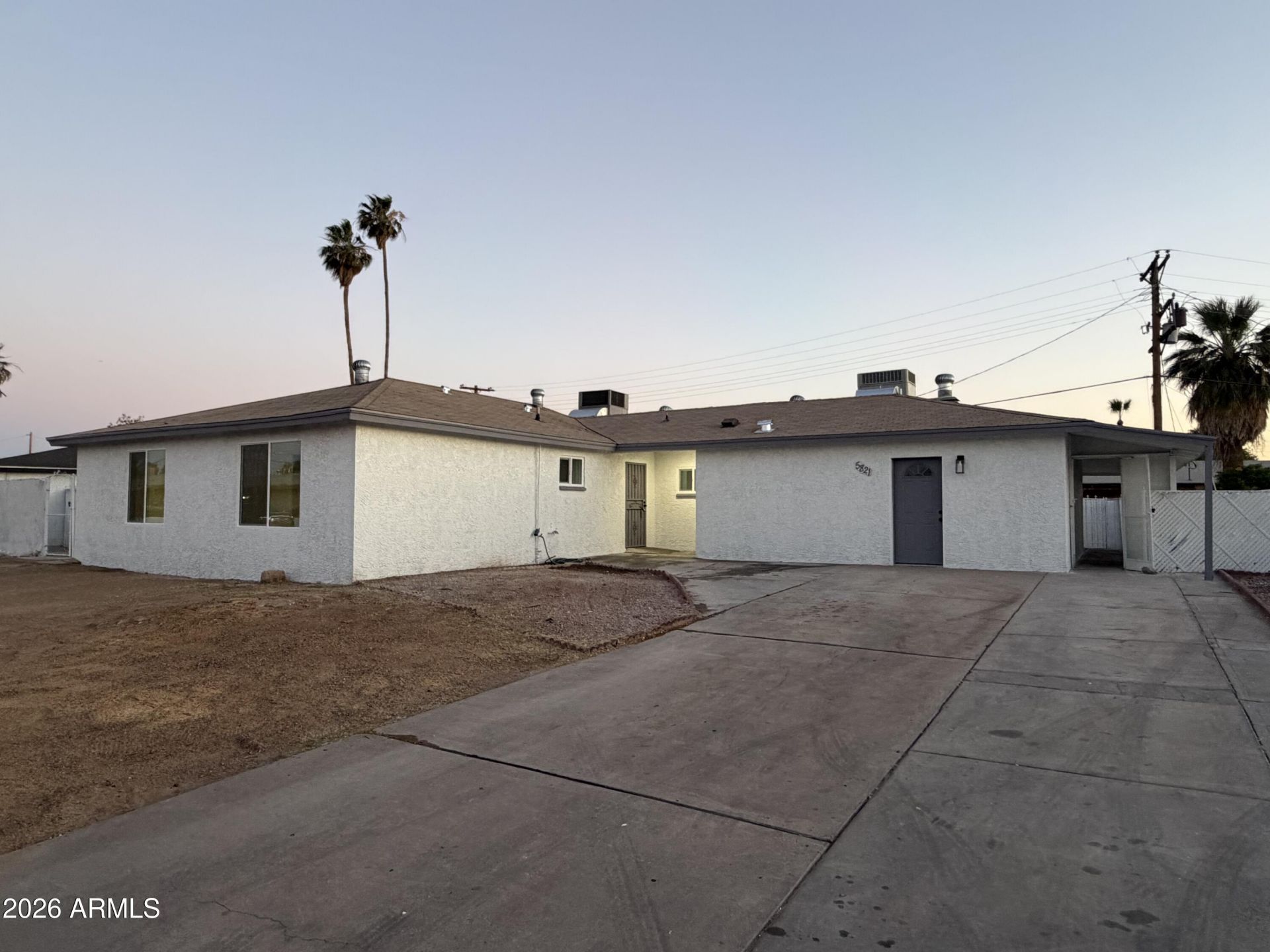 5821 W Elm Street, Phoenix, AZ 85031 Main Photo