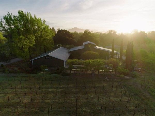 766 Westside, Healdsburg, CA 95448
