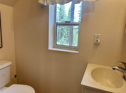 508 Pine Circle, Lake Almanor, CA 96137 Photo