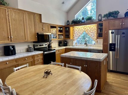 508 Pine Circle, Lake Almanor, CA 96137 Photo