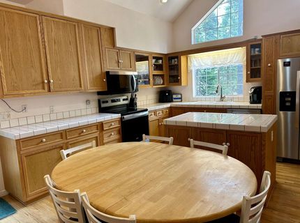 508 Pine Circle, Lake Almanor, CA 96137 Photo