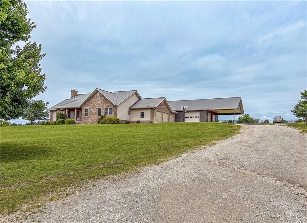 1058 Cr 401, Berryville, AR 72616 Main Photo