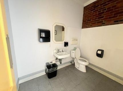 114 J St, Sacramento, CA 95814 Photo