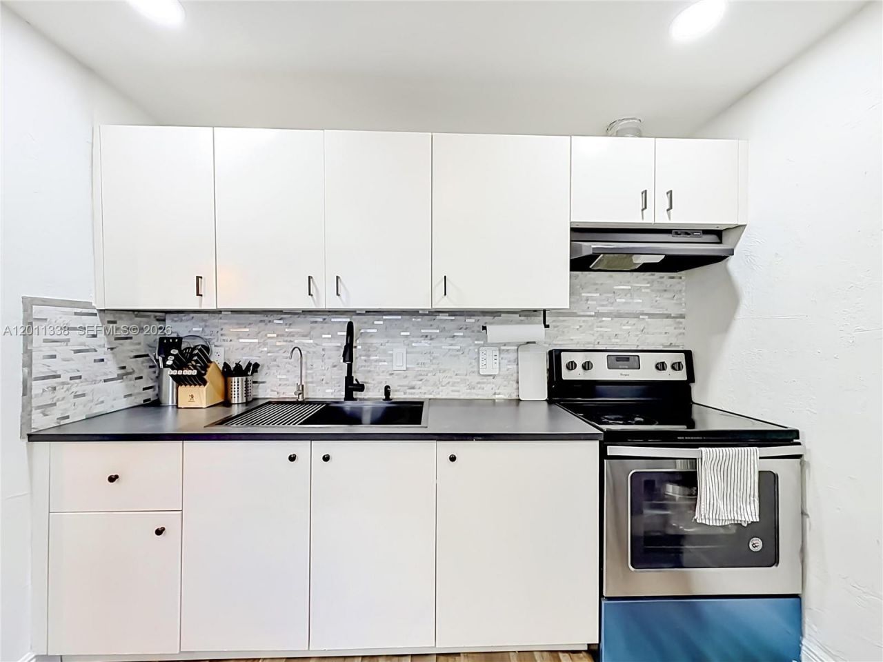 800 NW 17th Ter , Pompano Beach, FL 33069 Photo