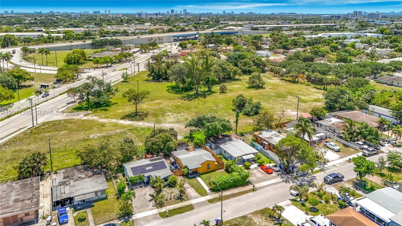 800 NW 17th Ter , Pompano Beach, FL 33069 Photo