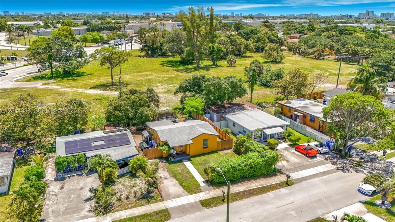 800 NW 17th Ter , Pompano Beach, FL 33069 Photo