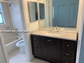 895 Twin Lakes Dr, Unit 1-F, Coral Springs, FL 33071 Photo