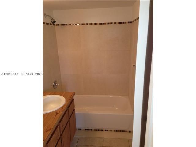 895 Twin Lakes Dr, Unit 1-F, Coral Springs, FL 33071 Photo