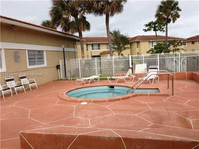 895 Twin Lakes Dr, Unit 1-F, Coral Springs, FL 33071 Photo