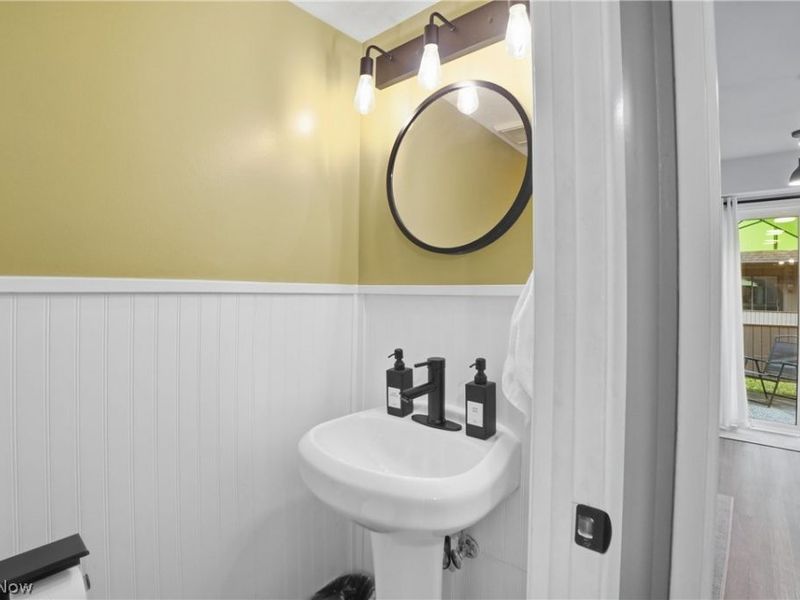 26639 Sprague Road, Olmsted Falls, OH 44138 Photo 16