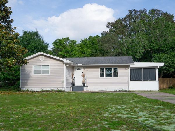 113 NW Maurice Avenue, Fort Walton Beach, FL 32548