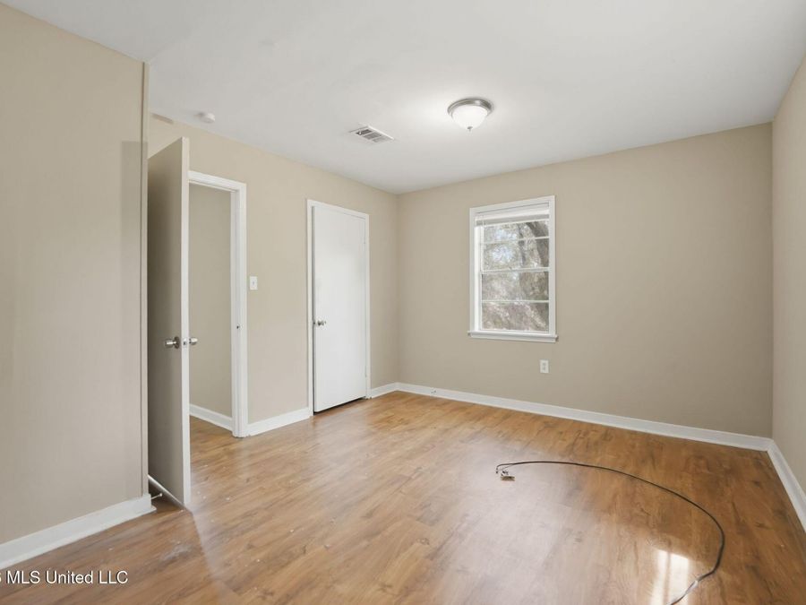 Property Image 76