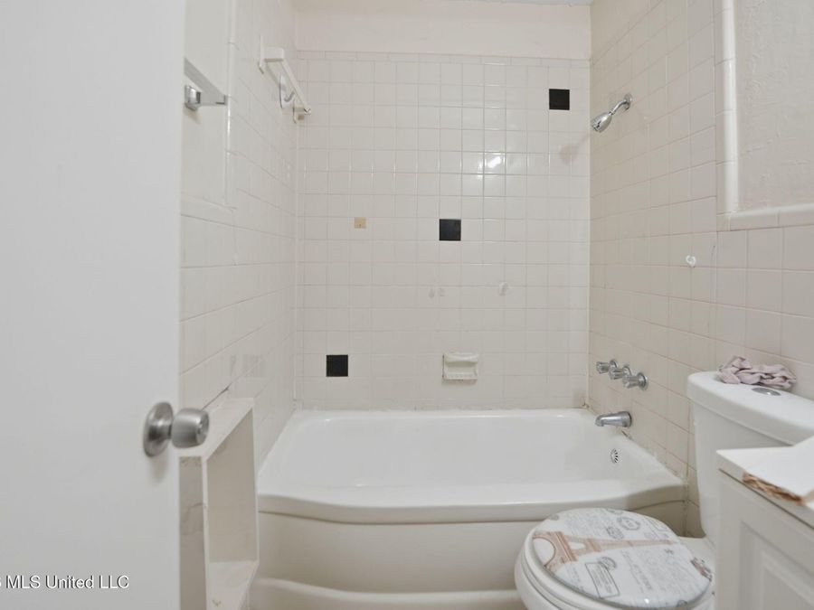 Property Image 94