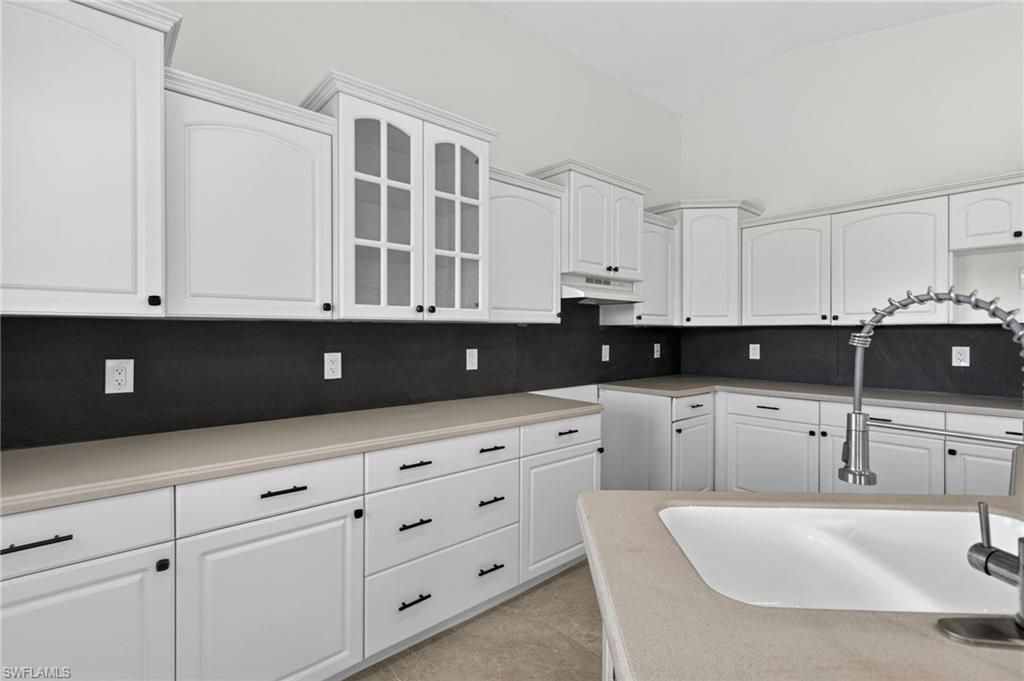 226 SE 6th Ter, Cape Coral, FL 33990 Photo