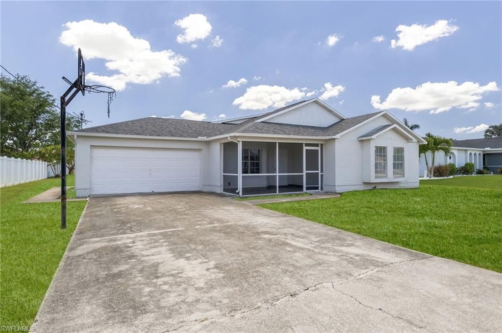 226 SE 6th Ter, Cape Coral, FL 33990 Photo
