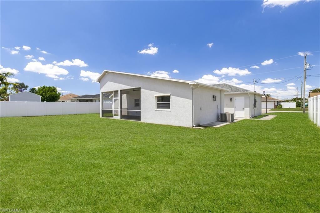 226 SE 6th Ter, Cape Coral, FL 33990 Photo