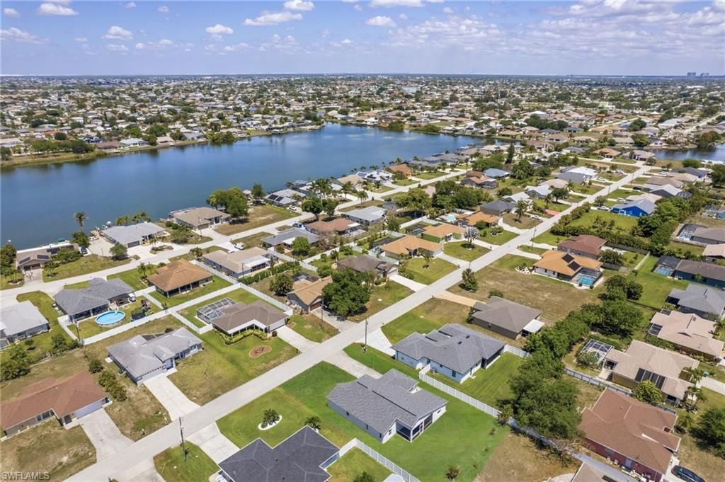 226 SE 6th Ter, Cape Coral, FL 33990 Photo