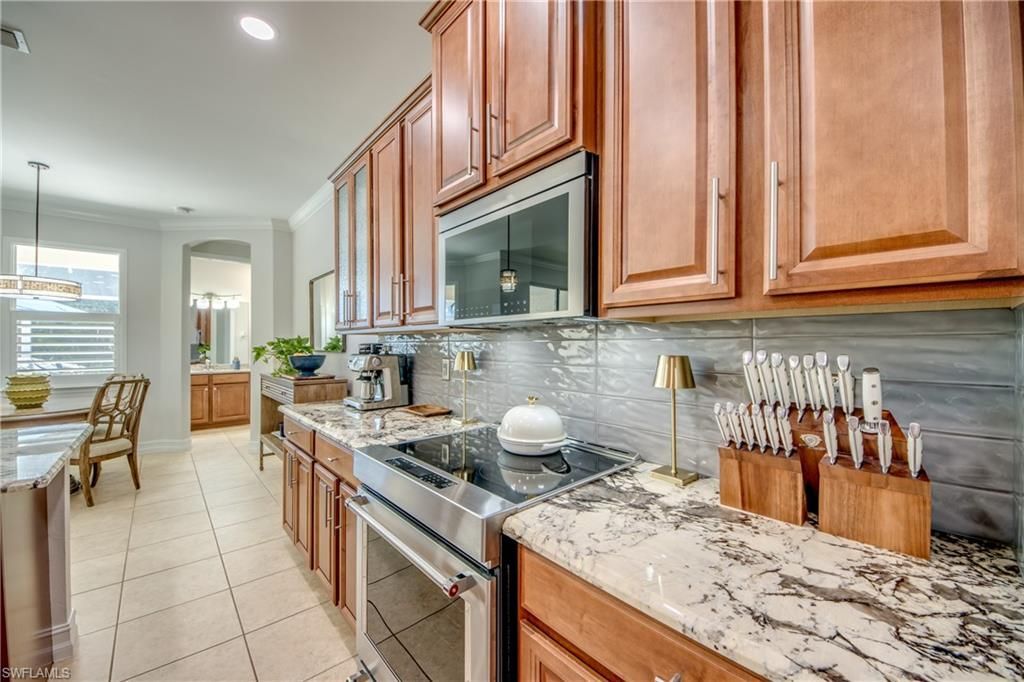 2612 Stonyhill Ct, Cape Coral, FL 33991 Photo