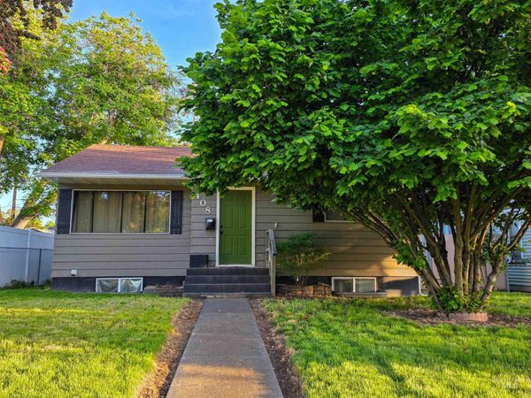 408 16th Ave, Lewiston, ID 83501