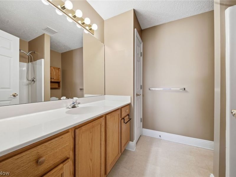 6000 Lake Road W, Unit 423, Ashtabula, OH 44004 Photo 10
