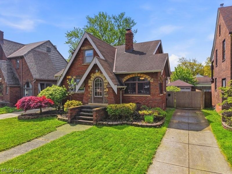 17513 Laverne Avenue, Cleveland, OH 44135 Photo 24