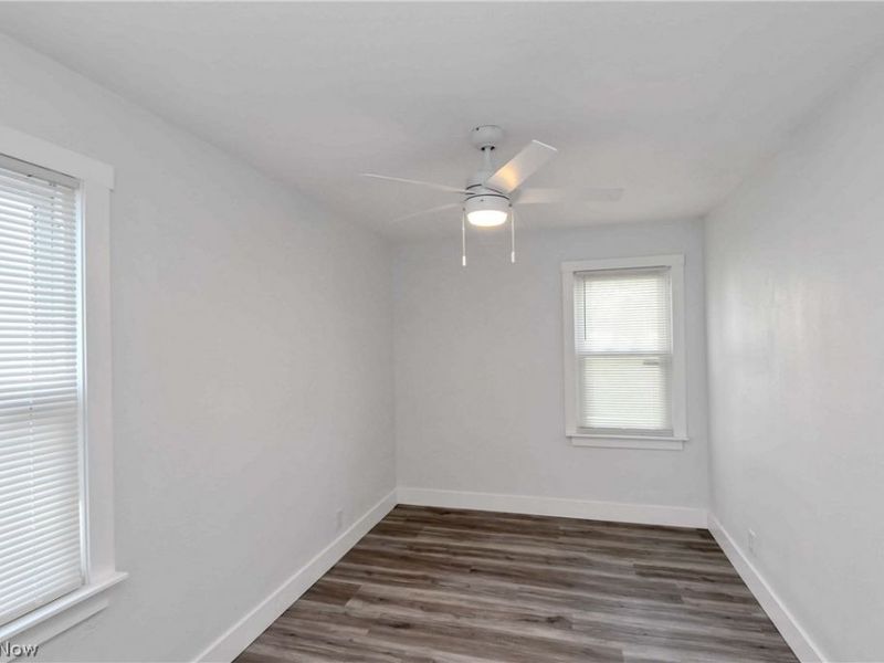 4384 E 144th Street, Cleveland, OH 44128 Photo 18