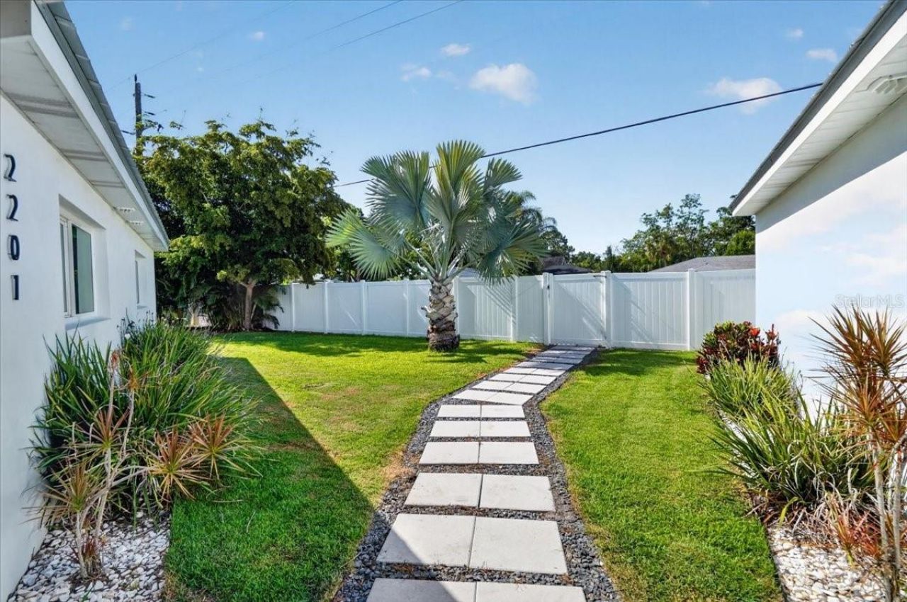 2201 Webber Street, Sarasota, FL 34239 Photo